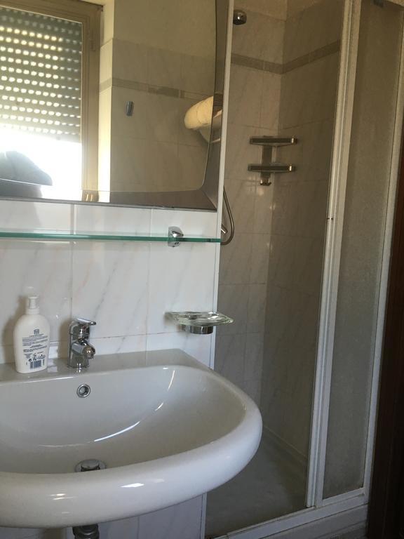 Casa Nostra Signora Hotell Isola Farnese Exteriör bild