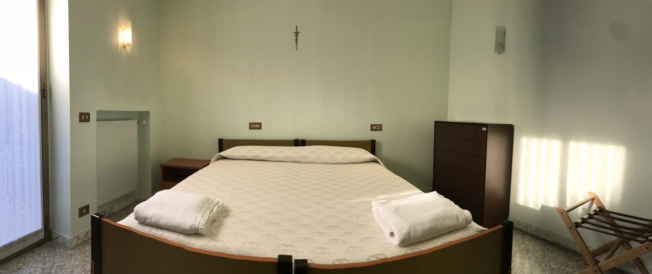 Casa Nostra Signora Hotell Isola Farnese Exteriör bild