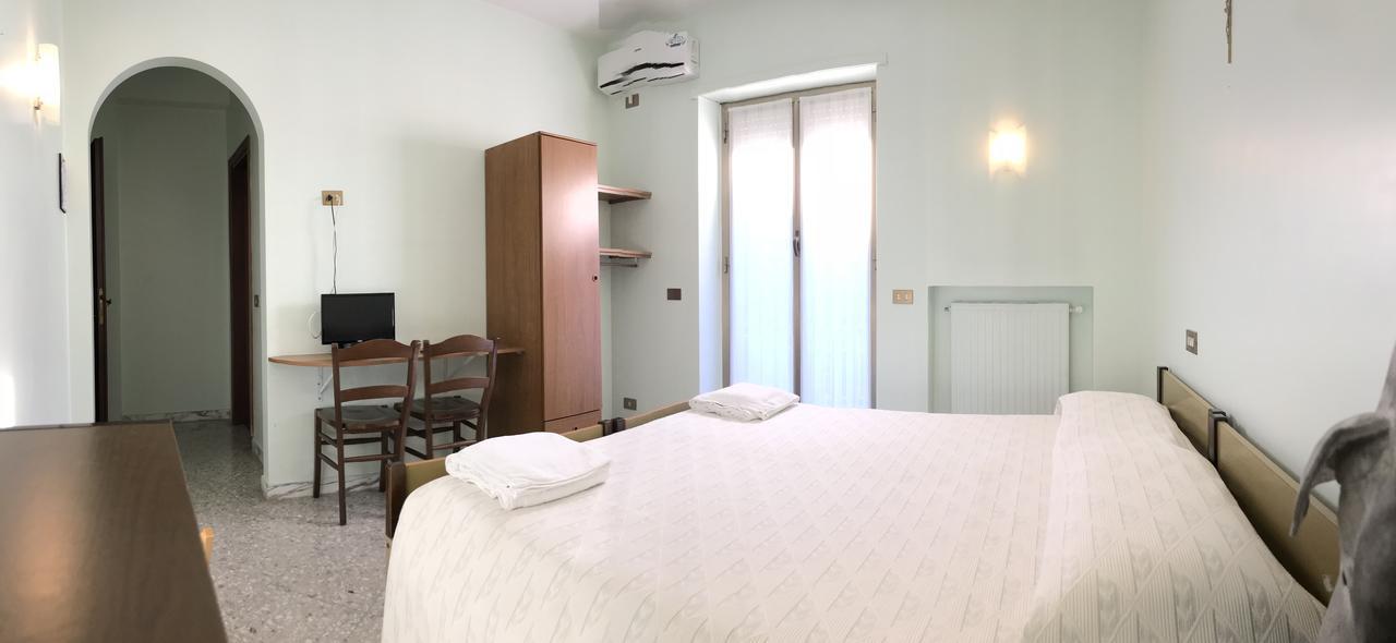 Casa Nostra Signora Hotell Isola Farnese Exteriör bild